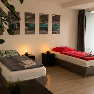 2 Zimmer In Apartment